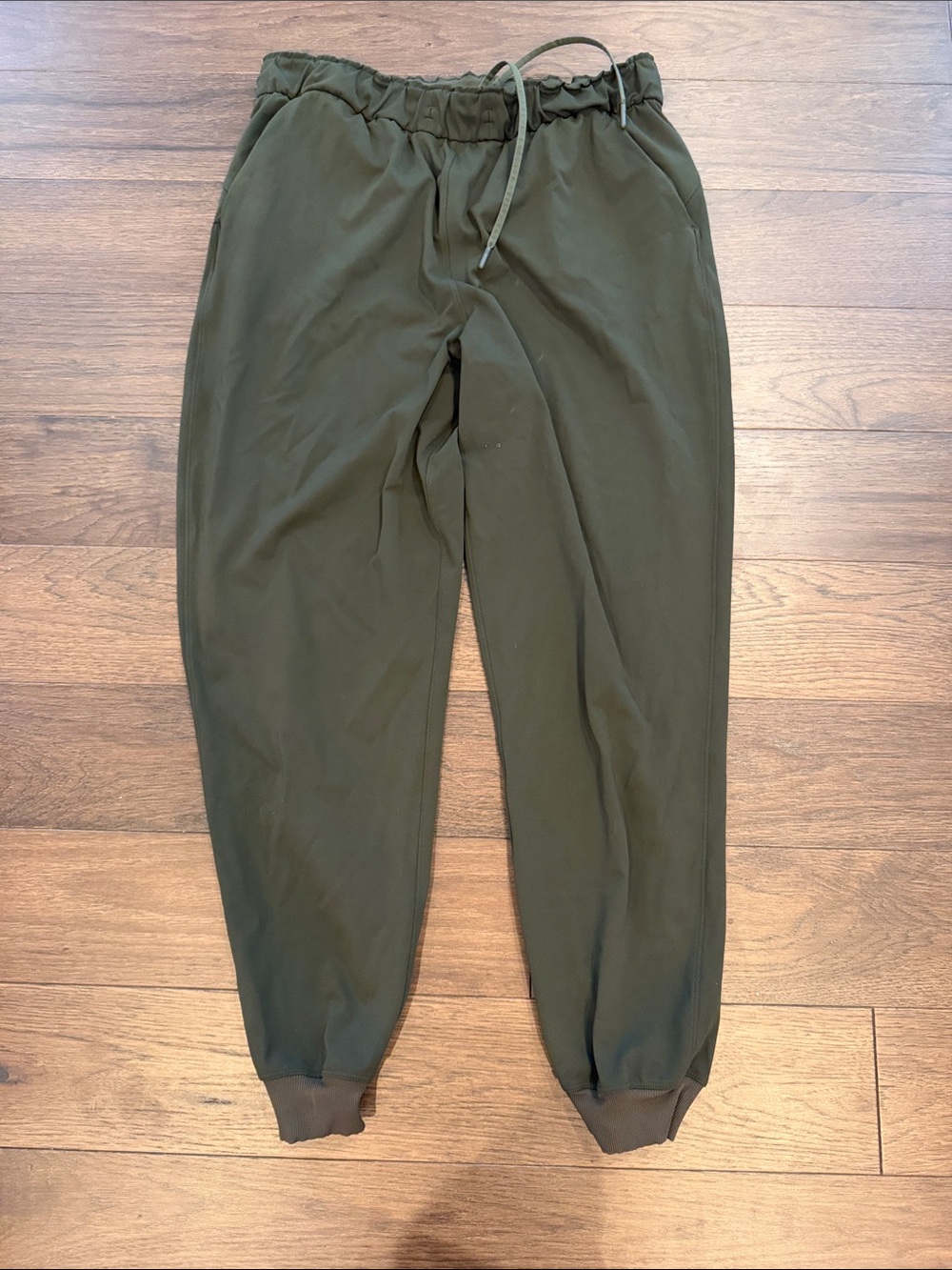 Lululemon Jogger Pants On The Fly Luxtreme Womens 12 Dark Olive Green - C60-019